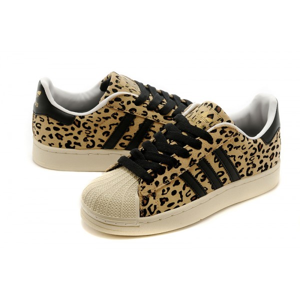 chaussure adidas leopard homme